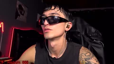 Red online show from September 2025 05:16:02 PM