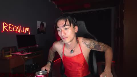 Red online show from December 2025 05:40:02 PM