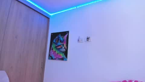 Snapshot of redski77 chatting on March 2026 08:19:01 AM redski77 online show from March 2026 08:19:01 AM