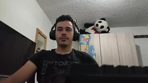 Snapshot of redsoul951869 chatting on September 2025 04:59:02 AM RedsoulReaver online show from September 2025 04:59:02 AM