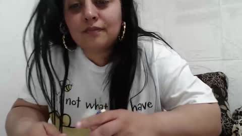 Snapshot of reeapassion chatting on April 2026 07:06:01 PM Reea online show from April 2026 07:06:01 PM