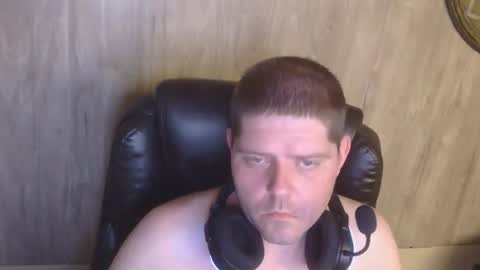 Snapshot of reecoiled chatting on June 2026 10:05:02 AM reecoiled online show from June 2026 10:05:02 AM