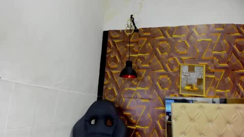 reed_kitty online show from December 2025 12:56:01 PM