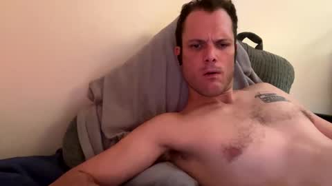 Snapshot of reed_thomas chatting on December 2025 01:00:02 AM Reed Thomas online show from December 2025 01:00:02 AM