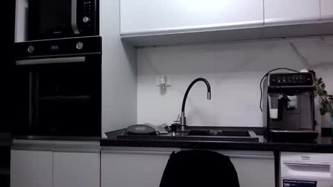 Reed-velvet online show from February 2026 06:09:01 AM