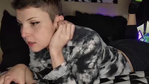 Snapshot of reee4mebb chatting on January 2025 06:21:01 AM Kenzie online show from January 2025 06:21:01 AM