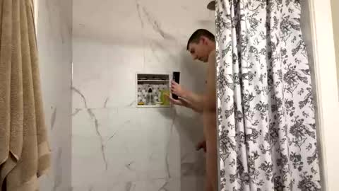 Snapshot of reelbigwang chatting on October 2025 10:41:01 PM reelbigwang online show from October 2025 10:41:01 PM