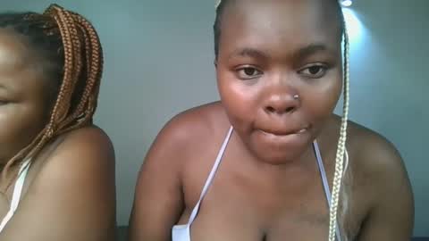 Snapshot of reenie_barbie chatting on February 2025 07:17:02 PM barbie online show from February 2025 07:17:02 PM