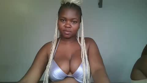 Snapshot of reenie_barbie chatting on February 2025 02:29:01 AM barbie online show from February 2025 02:29:01 AM