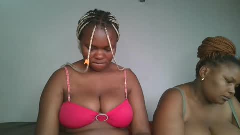 Snapshot of reenie_barbie chatting on February 2025 02:39:01 AM barbie online show from February 2025 02:39:01 AM