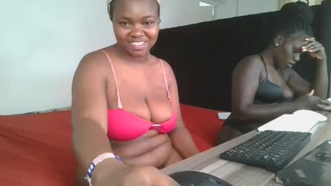 Snapshot of reenie_barbie chatting on February 2025 05:46:02 AM barbie online show from February 2025 05:46:02 AM