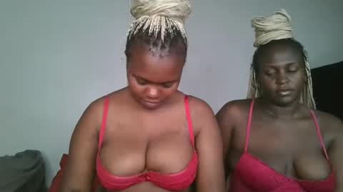 Snapshot of reenie_barbie chatting on February 2025 02:50:02 AM barbie online show from February 2025 02:50:02 AM