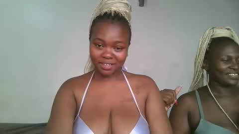 Snapshot of reenie_barbie chatting on February 2025 07:07:01 PM barbie online show from February 2025 07:07:01 PM