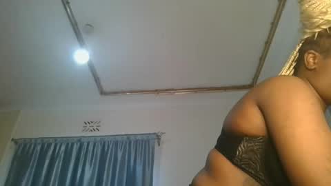 Snapshot of reenie_barbie chatting on February 2025 04:20:01 AM barbie online show from February 2025 04:20:01 AM