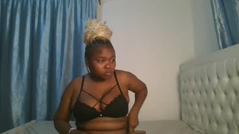 Snapshot of reenie_barbie chatting on February 2025 09:25:02 PM barbie online show from February 2025 09:25:02 PM