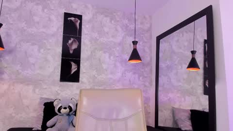 Regan online show from February 2025 03:23:01 AM