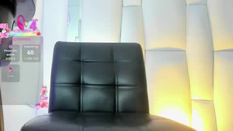 regiina_doll online show from November 2025 12:09:01 AM