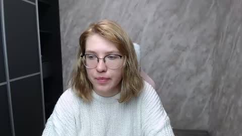 Regina online show from February 2025 04:37:02 AM