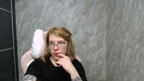 Regina online show from February 2025 06:05:02 AM