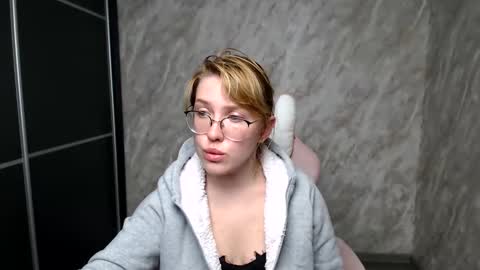 Regina online show from March 2025 05:28:01 PM