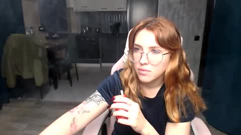 Regina online show from November 2025 01:16:01 AM