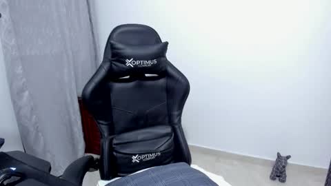 Snapshot of rei_jey chatting on January 2026 05:10:02 AM Reid Green online show from January 2026 05:10:02 AM