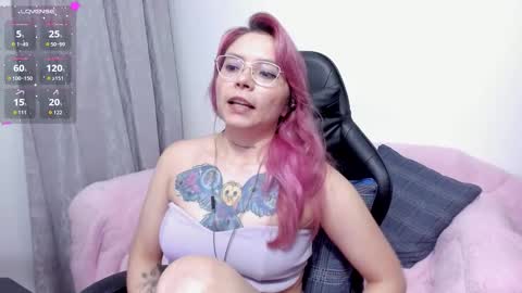 Snapshot of rei_jey chatting on February 2026 06:22:01 AM Reid Green online show from February 2026 06:22:01 AM