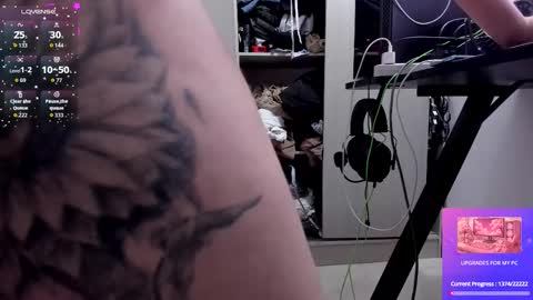 Snapshot of rei_jey chatting on February 2026 03:37:02 AM Reid Green online show from February 2026 03:37:02 AM