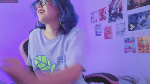 Snapshot of reicos_ chatting on April 2026 09:10:02 PM rei 3 online show from April 2026 09:10:02 PM