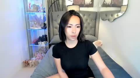 reighnempress online show from January 2026 04:18:02 AM