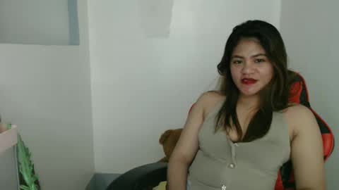 Snapshot of reign2525 chatting on March 2025 03:52:01 PM reign2525 online show from March 2025 03:52:01 PM