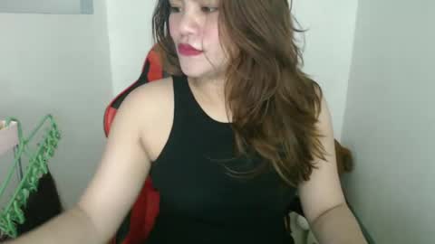 Snapshot of reign2525 chatting on March 2025 03:40:02 PM reign2525 online show from March 2025 03:40:02 PM