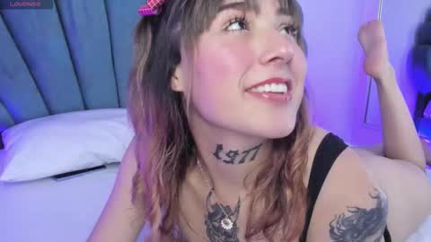 Snapshot of reikaminato chatting on October 2025 03:56:02 PM Reika online show from October 2025 03:56:02 PM