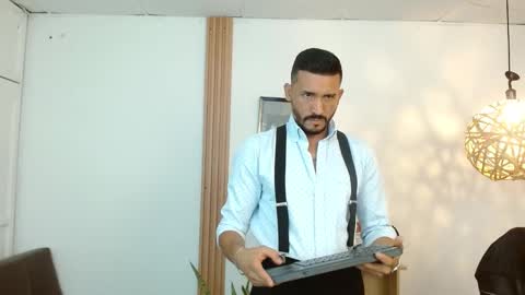   REIKO  online show from February 2025 10:07:02 PM