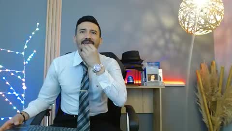   REIKO  online show from February 2026 02:34:01 PM