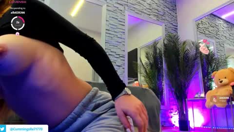 reina cummings online show from February 2026 07:59:01 AM