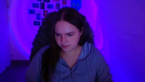 Reina online show from February 2026 12:50:02 PM