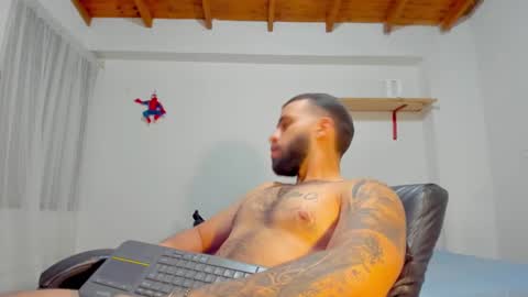 Rmy Steen online show from October 2025 01:48:02 AM