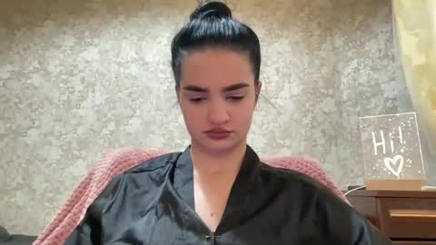 Snapshot of renata_a1 chatting on October 2025 11:24:01 AM Renata online show from October 2025 11:24:01 AM
