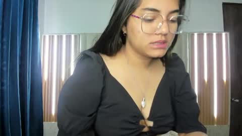 renata online show from May 2026 01:50:02 PM
