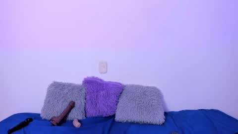 Snapshot of renata_reyes11 chatting on April 2026 02:51:02 AM Renata online show from April 2026 02:51:02 AM