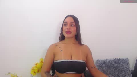 Snapshot of renatabrownn28 chatting on June 2026 06:36:02 PM renatabrownn28 online show from June 2026 06:36:02 PM