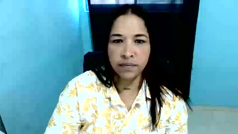 Snapshot of renatagrimaldi chatting on June 2026 04:01:01 PM Renata online show from June 2026 04:01:01 PM