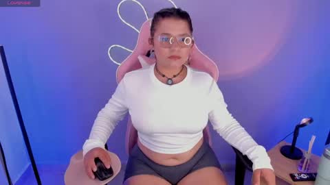 Renata Jones online show from April 2026 08:26:02 PM