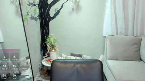 Snapshot of renataruiz_rr chatting on October 2025 12:02:02 PM online show from October 2025 12:02:02 PM