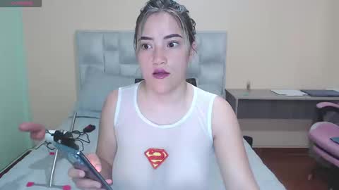 Snapshot of renathacohen chatting on September 2025 03:23:02 PM sofia online show from September 2025 03:23:02 PM