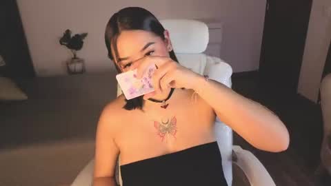 Snapshot of renaxi_smith chatting on July 2026 08:14:01 PM renaxi_smith online show from July 2026 08:14:01 PM