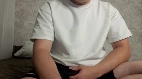 Snapshot of rendy_wendy chatting on November 2025 05:30:01 PM Dipper online show from November 2025 05:30:01 PM