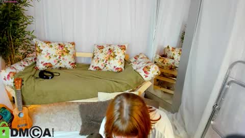 rene_shine online show from October 2025 09:21:02 AM