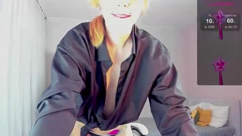 Rene online show from November 2025 11:21:02 AM